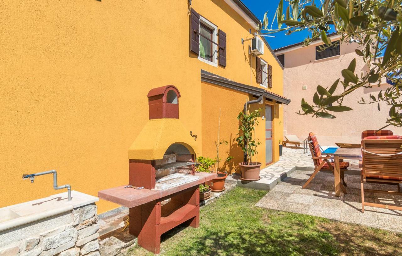 Apartmani Zikovic 포레치 외부 사진